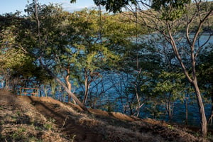 The Danta trail ends in a small overlook on Punta Penca.