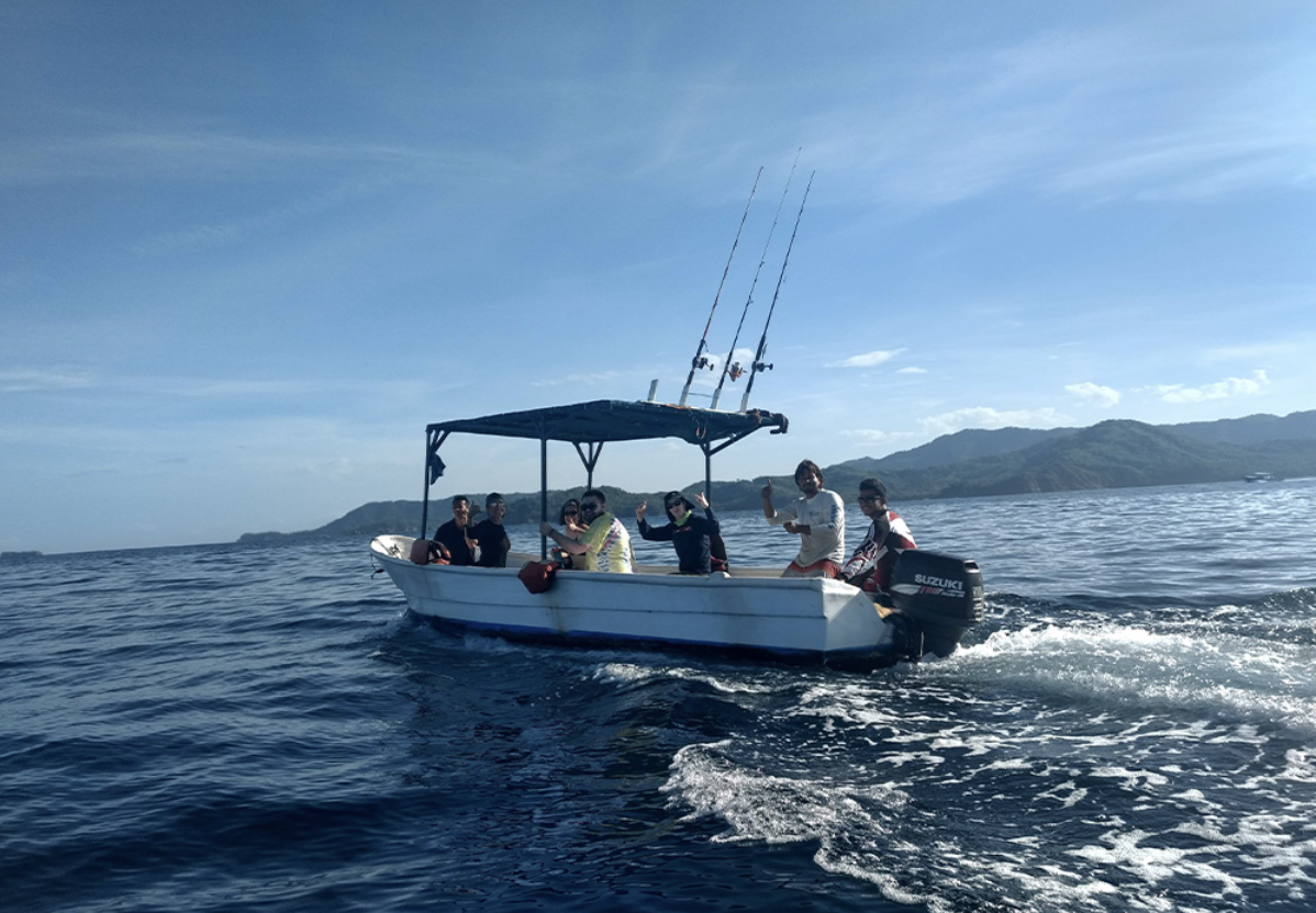 fishing-boat-las-catalinas-guanacaste-costa-rica